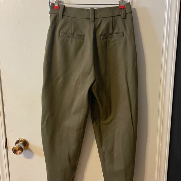 Amelia balloon flex fit pant - Picture 2 of 3